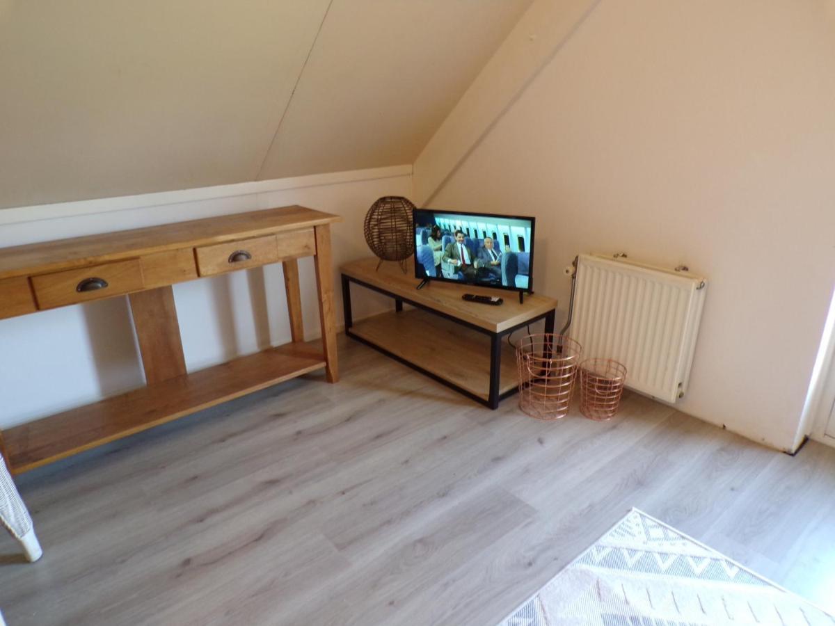 Gezellige Vakantiewoning Aan Het Water In Ewijk - Recreational Only No Workers Exterior foto