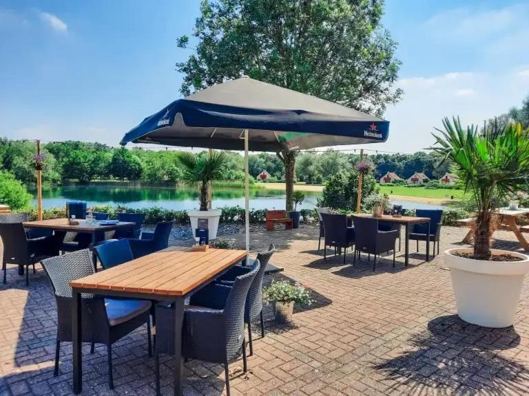 Gezellige Vakantiewoning Aan Het Water In Ewijk - Recreational Only No Workers Exterior foto