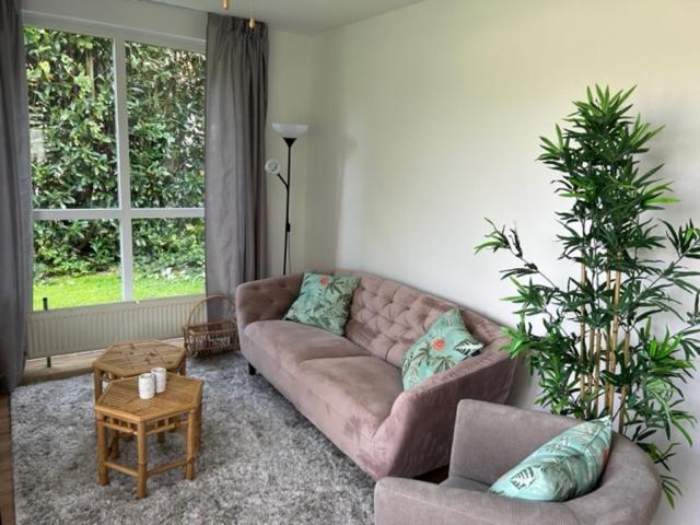 Gezellige Vakantiewoning Aan Het Water In Ewijk - Recreational Only No Workers Exterior foto