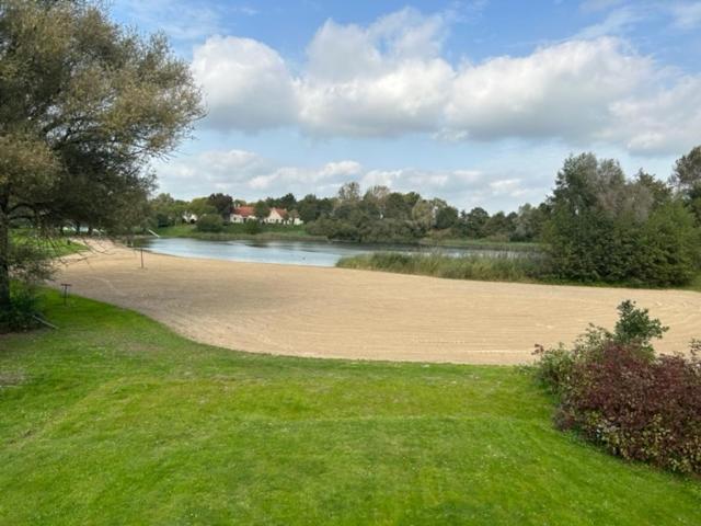 Gezellige Vakantiewoning Aan Het Water In Ewijk - Recreational Only No Workers Exterior foto