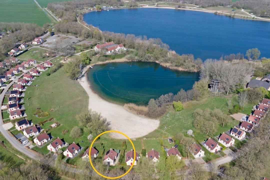 Gezellige Vakantiewoning Aan Het Water In Ewijk - Recreational Only No Workers Exterior foto