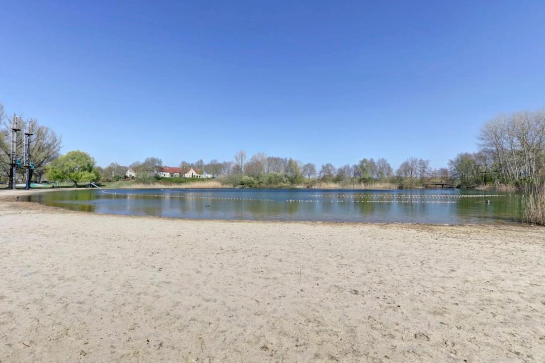 Gezellige Vakantiewoning Aan Het Water In Ewijk - Recreational Only No Workers Exterior foto